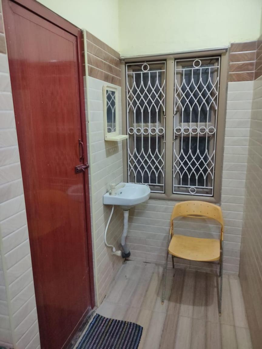 Sri Vari Residency Hostel Vellore Buitenkant foto